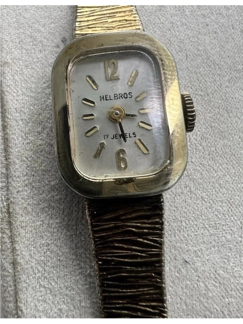 Helbros Ladies Gold-Tone Vintage Wristwatch 17 jewel